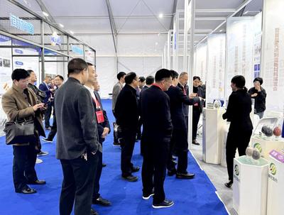 先进技术、智能生产、广阔市场--湖南省首届先进制造新材料博览会见闻